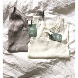 Beautiful H&M NWT!  Rib knit light sweater tanks. •READ BELOW FOR PRICE DETAILS•